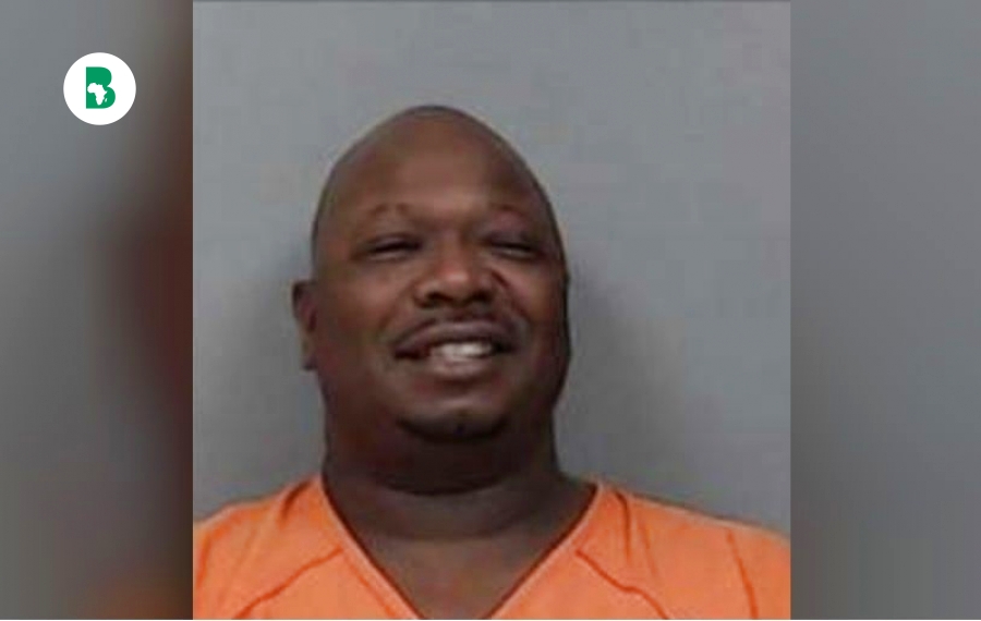 Un homme en Iowa arrêté pour avoir kidnappé et forcé une femme à regarder "Racine" pour comprendre son racisme